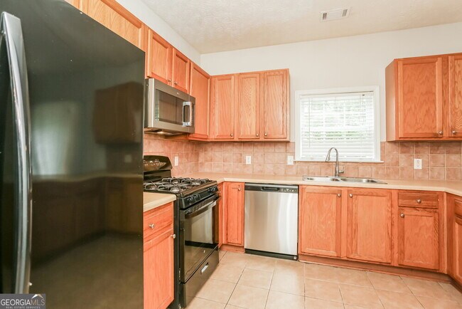 Building Photo - 3200 Cooper Woods Dr