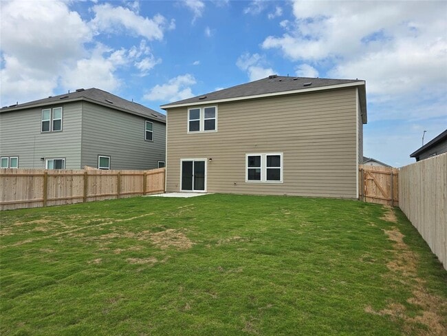 Building Photo - 145 Blazilmar Ln