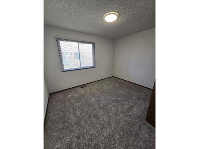 Building Photo - 6662 84th Ct N