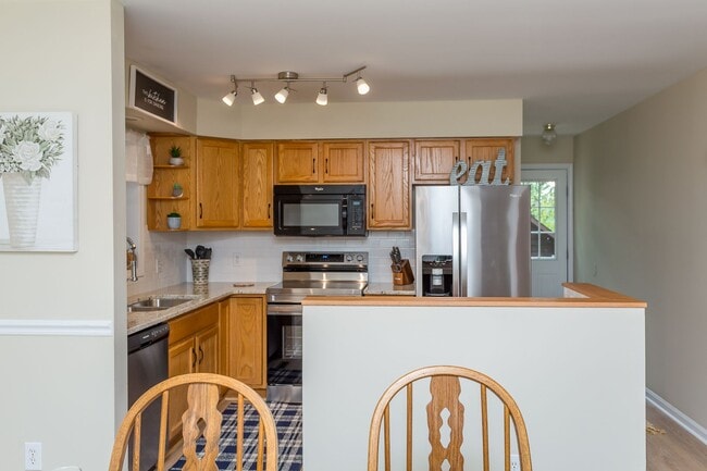 Building Photo - Spacious 4-Bedroom Home in Massanutten Resort