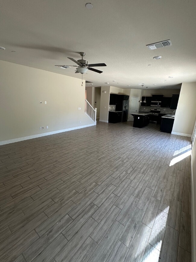 Building Photo - 2494 Valdes Dr