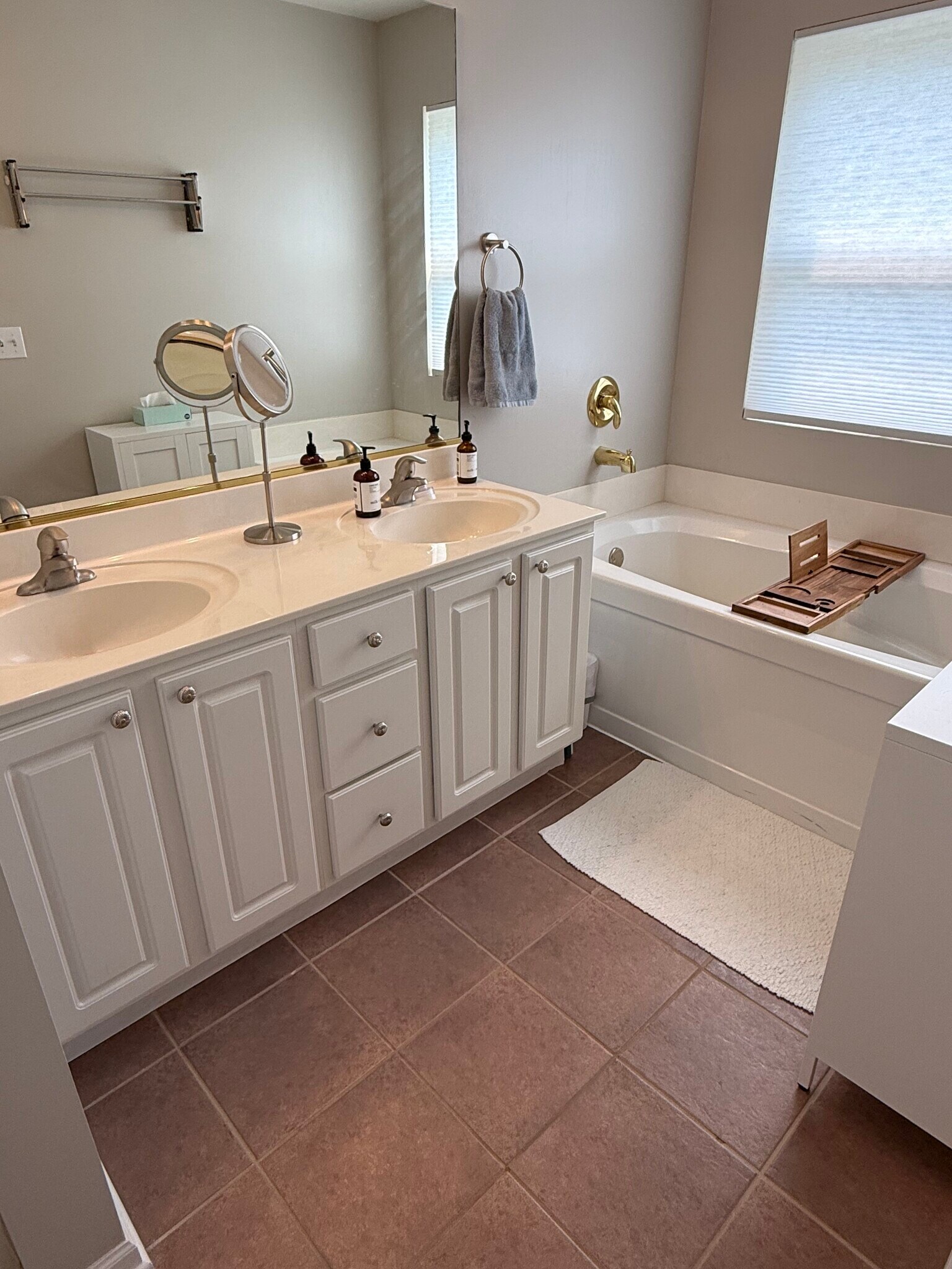 Master Bath - 3157 Bromley Ln