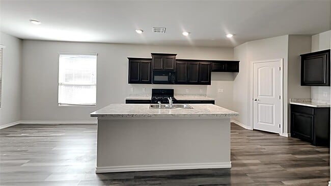 Building Photo - 12541 Babbling Brook Dr