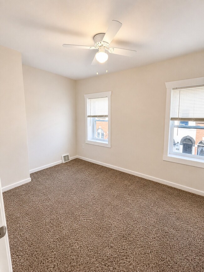 Building Photo - 3130 Hartville St