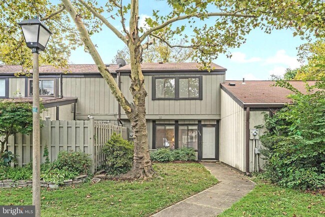 Building Photo - 3138 Babashaw Ct