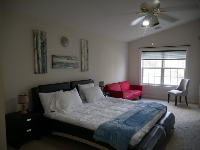 Building Photo - 5105 Forum Blvd