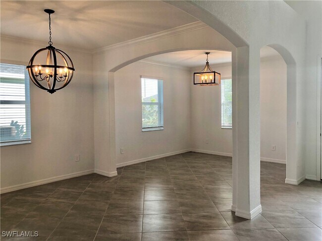 Building Photo - 17868 Woodland Ct