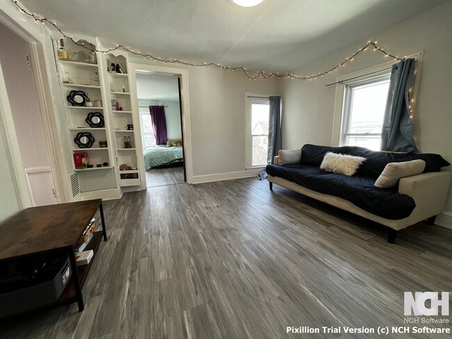 Building Photo - 15 High St