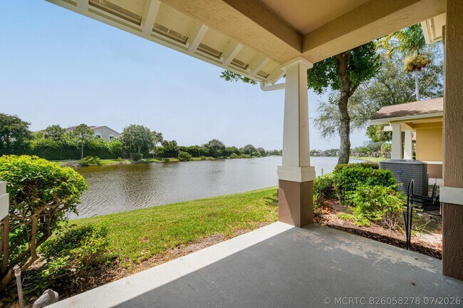 Building Photo - 669 Pacific Grove Dr
