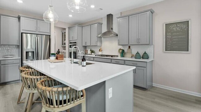 Building Photo - 8680 Shipton Cir