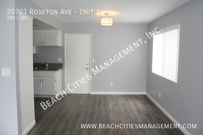 Building Photo - 20703 Roseton Ave