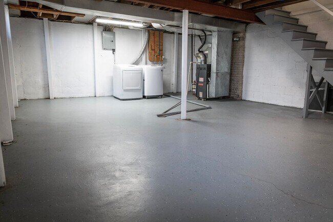 Building Photo - RockhillR6518