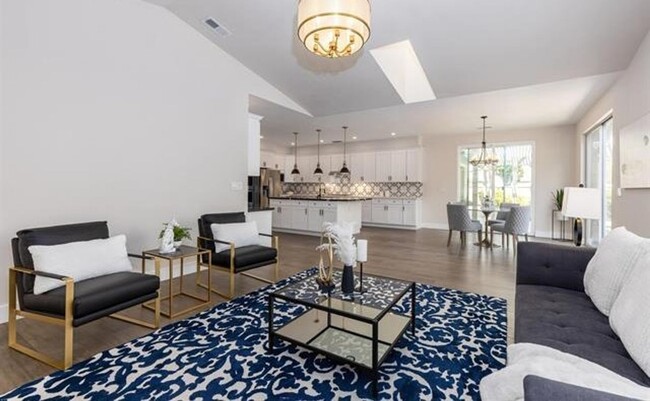 Building Photo - Livermore South Very Private 4 bedroom/3 b...