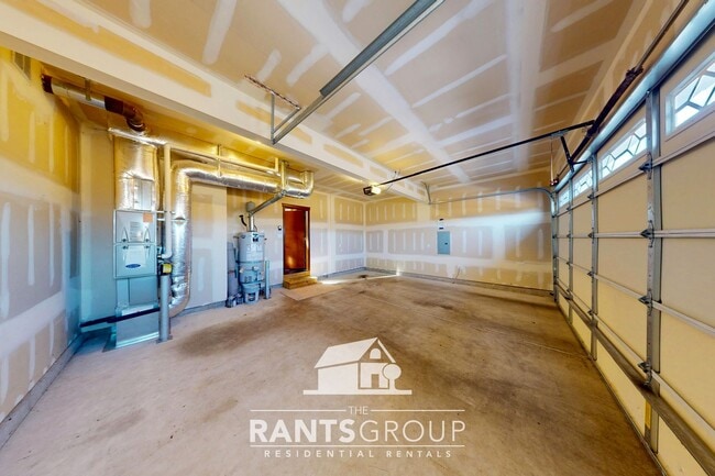 Building Photo - South Hill Puyallup Dream Neighborhood - E...