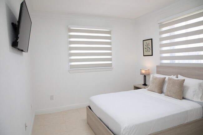 Building Photo - 14361 SW 31st St