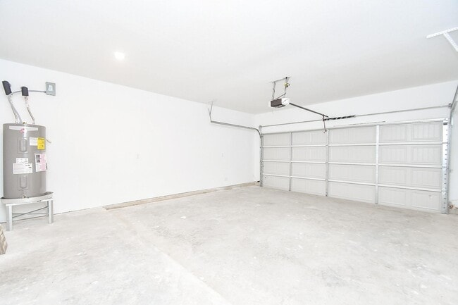 Building Photo - 4911 Nichols St