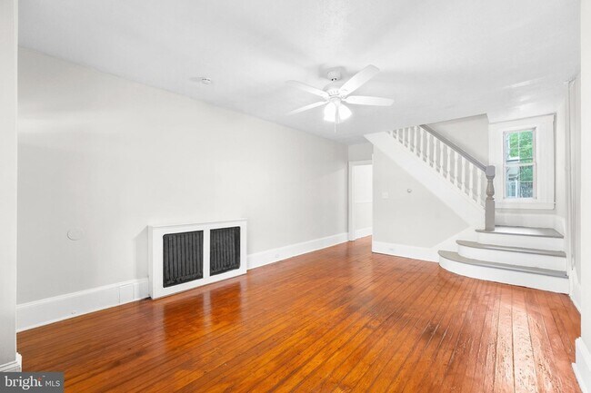 Building Photo - 511 S Harrison St