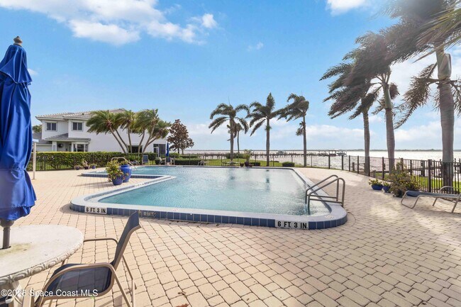 Building Photo - 215 Ballyshannon St