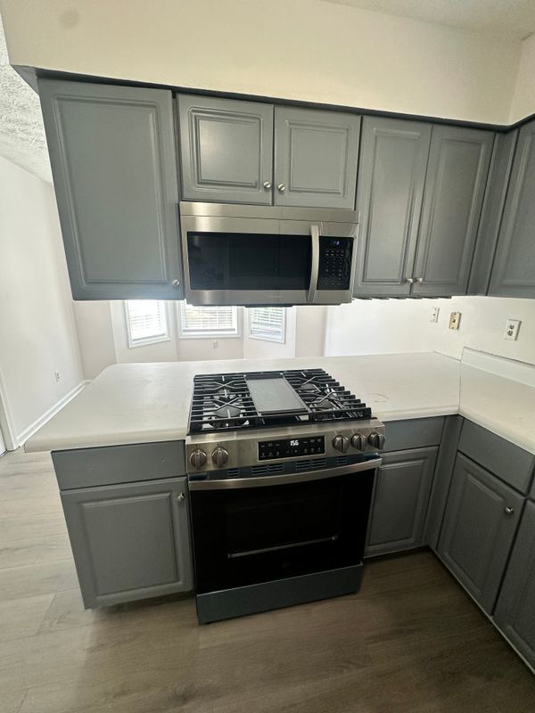 Building Photo - 312 Stillwood Ct