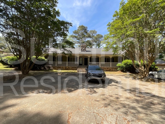 Building Photo - 2784 Coventry Green SE