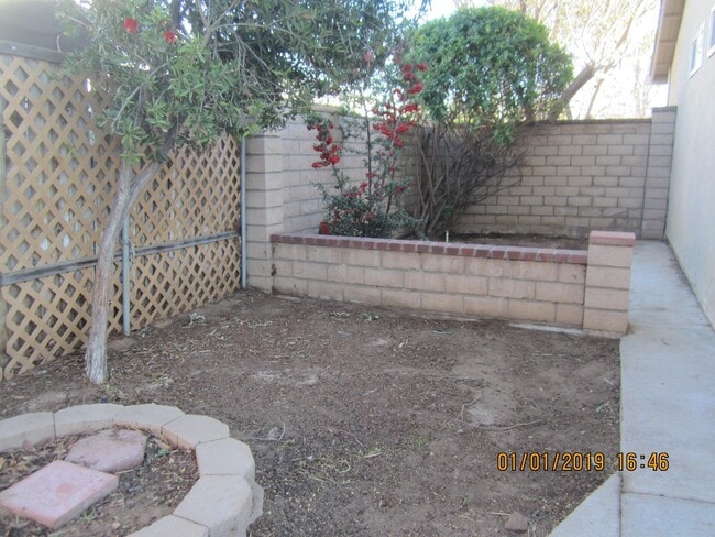 Building Photo - Immaculate 3 Bedroom With New Paint and Upgrades Throughout!