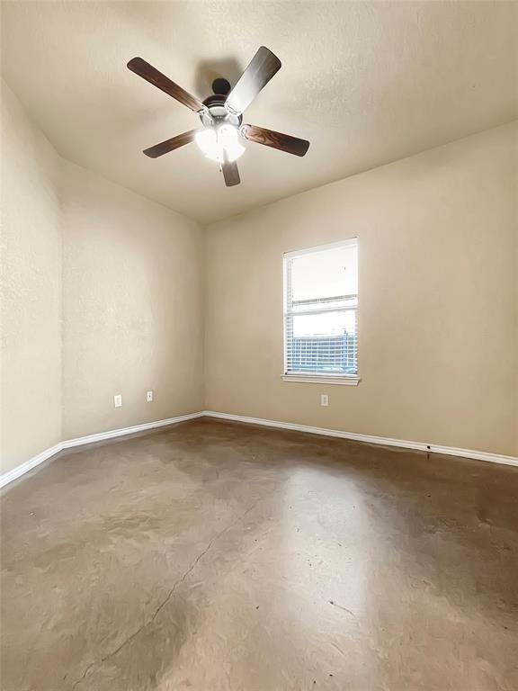 Building Photo - 256 Rosalie Dr