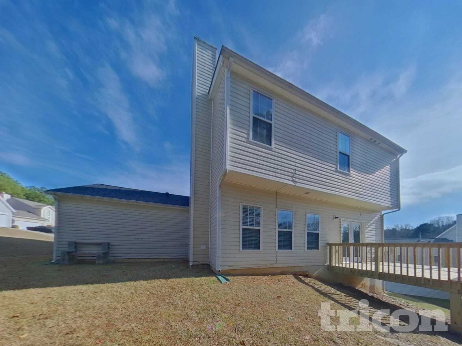 Building Photo - 6754 Clearstream Way