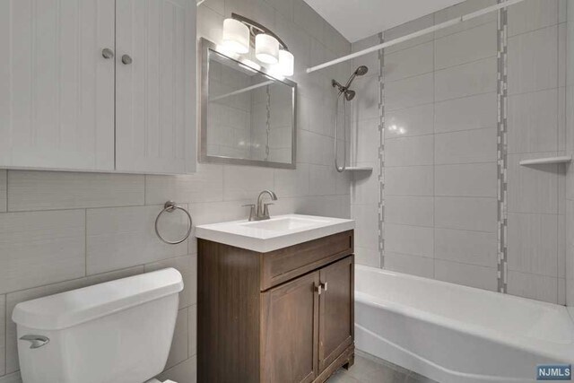 Building Photo - 2100 Linwood Ave