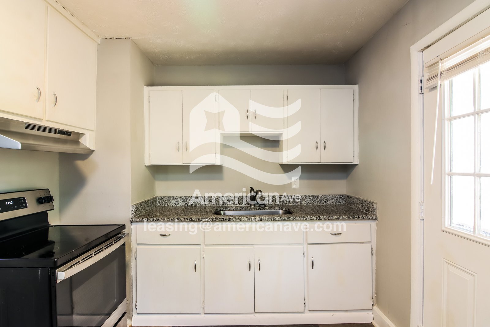 Building Photo - 1529 Buford Ave