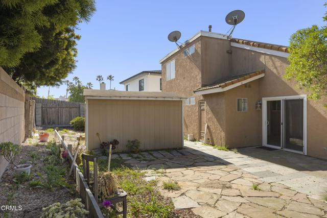 Building Photo - 1022 Dunes St