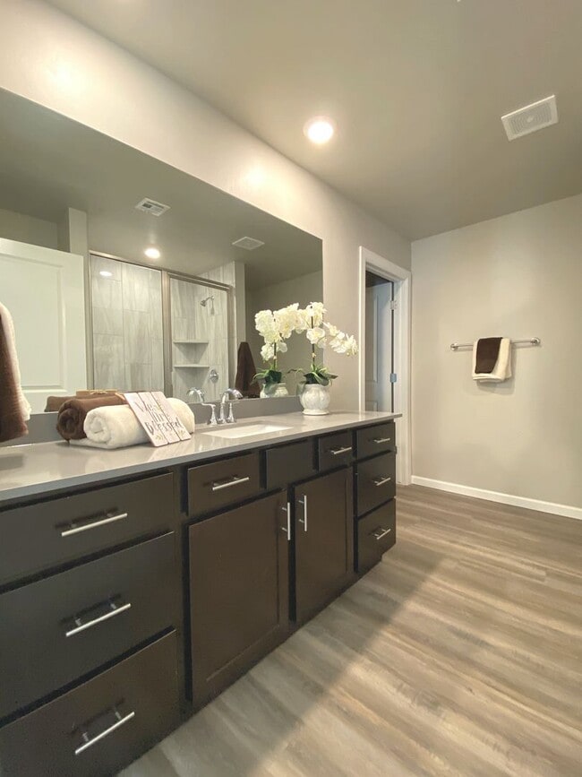 Building Photo - Charming 3 Bed, 2.5 Bath Home in NW OKC!