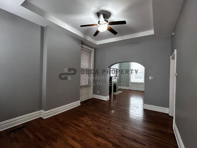 Building Photo - 3219 Magnolia Ave
