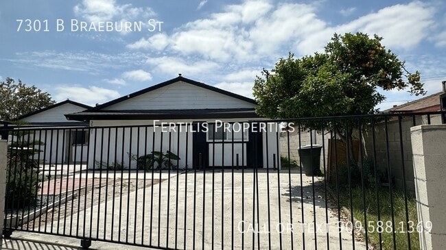 Building Photo - 7301 Braeburn St