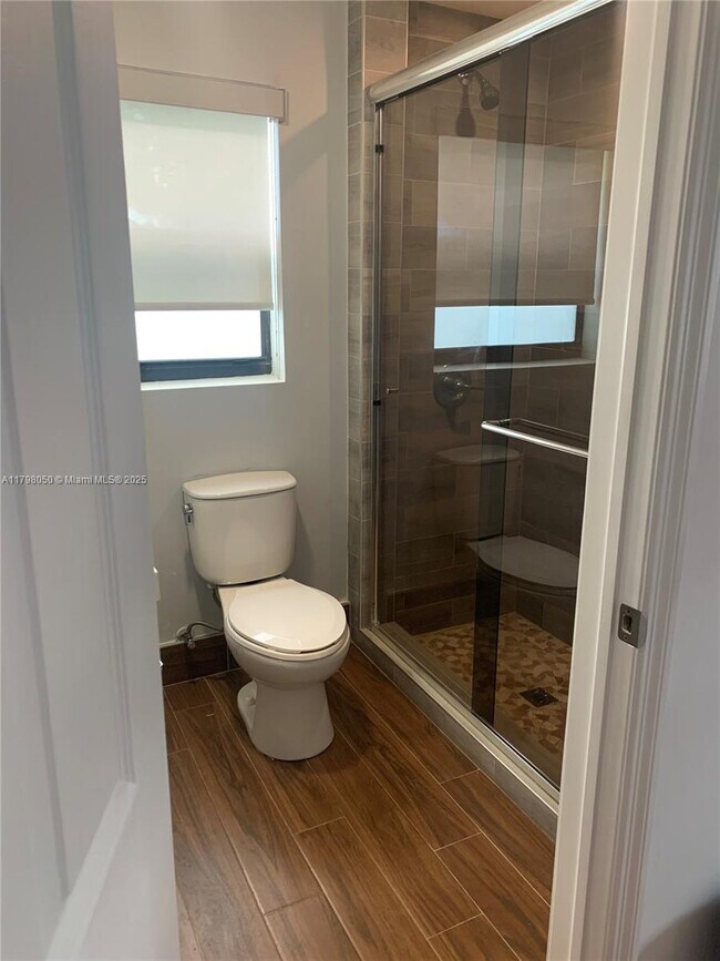 Primary Photo - 3840 NW 176th St