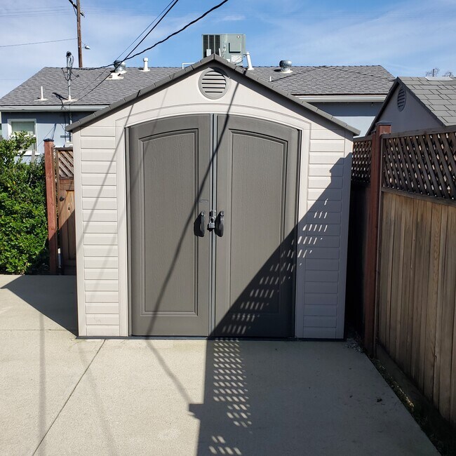 Outside storage shed. - 5731 Fulton Ave