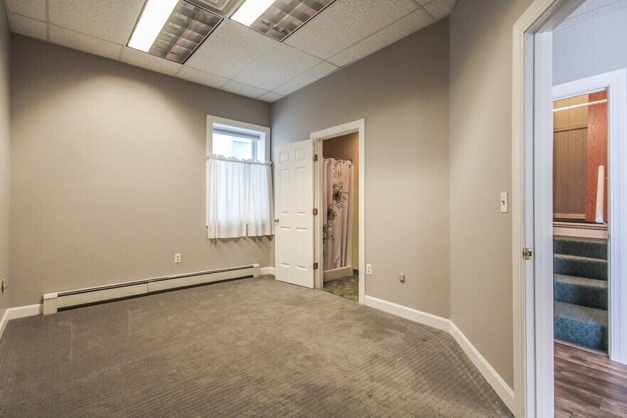 Building Photo - 58 Ocean St