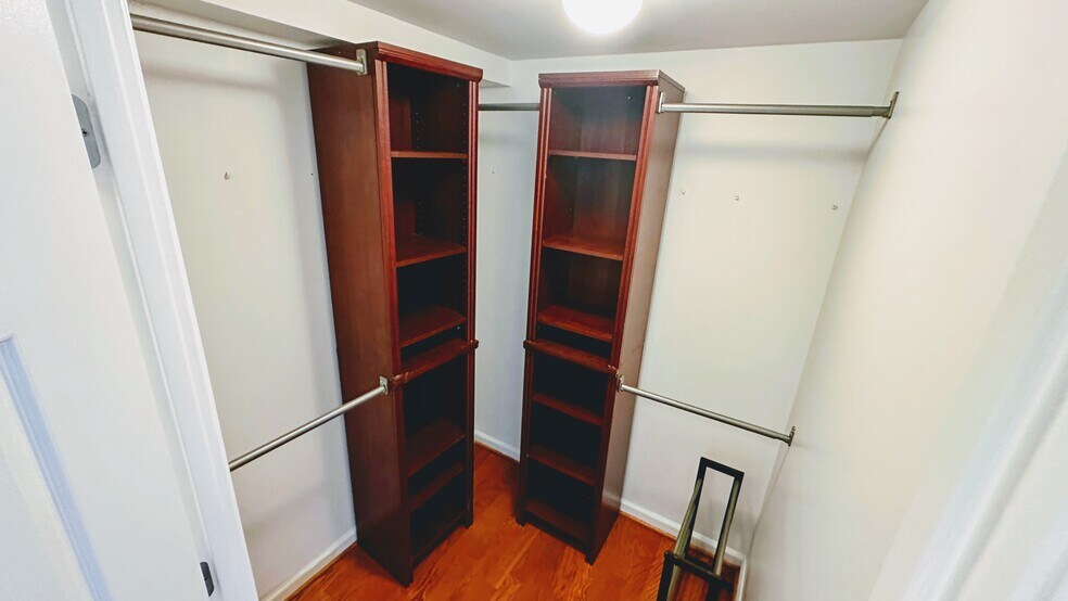Walk in Closet - 2726 Gallows Rd
