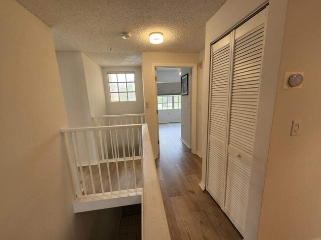 Building Photo - 5551 Bentgrass Dr