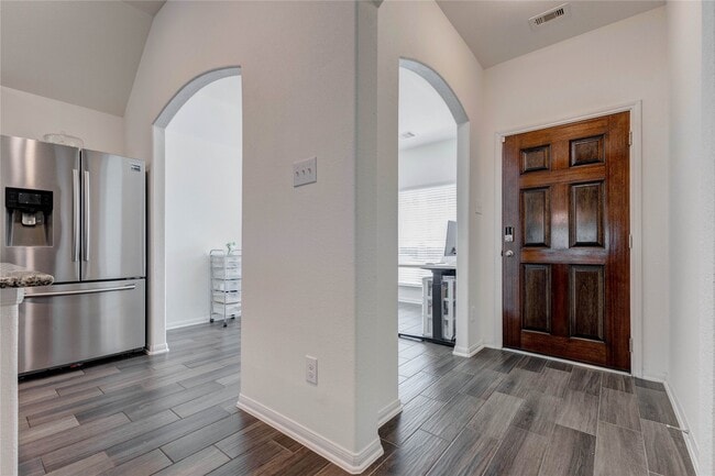 Building Photo - 3143 Soaring Pines Trail