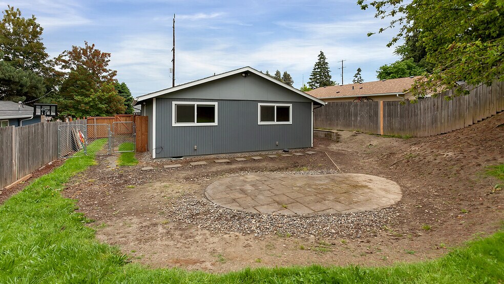 Building Photo - 9005 North Peninsular Avenue