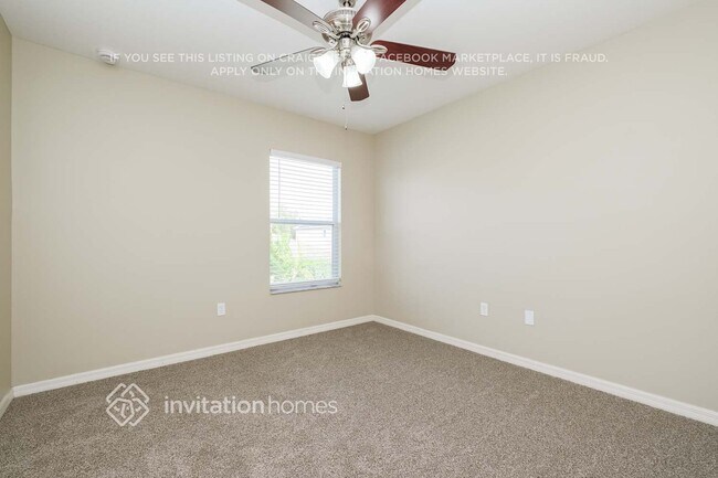 Building Photo - 7530 Maroon Peak Dr