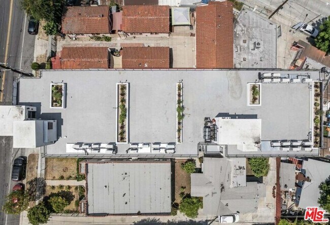 Building Photo - 3105 Bellevue Ave