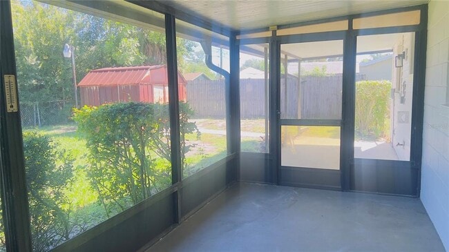 Building Photo - 8675 Lantana Dr
