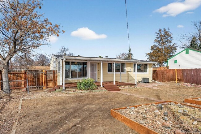 Building Photo - 500 Del Norte St