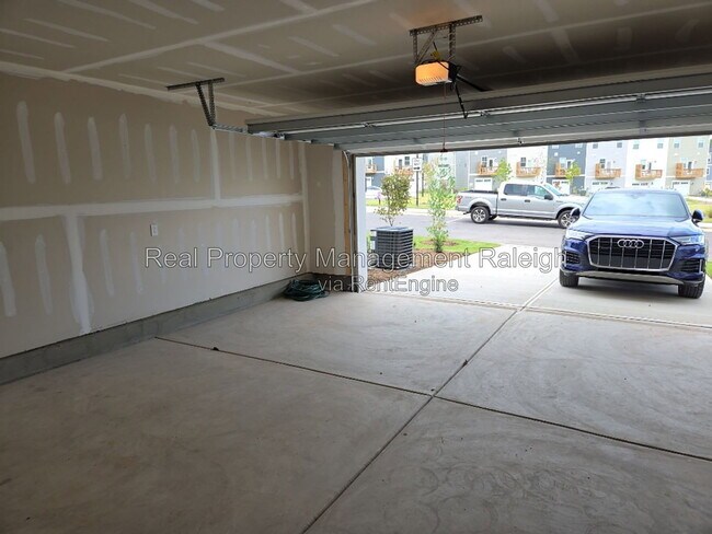 Building Photo - 466 Carolina Spgs Blvd