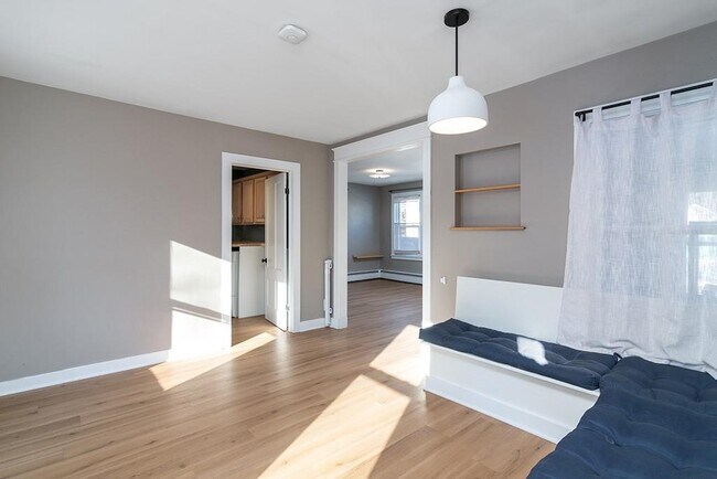 Building Photo - 40 Mechanic St