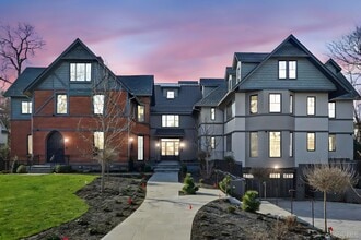 Building Photo - 34 Clinton Ave