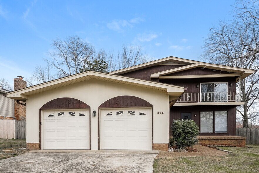 Primary Photo - 204 Redondo Ct N