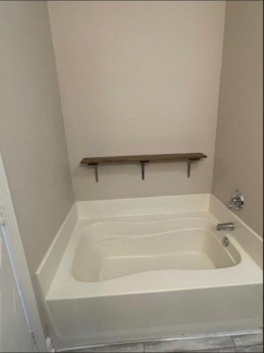Building Photo - A cozy Condo with 2 beds and 2 bath availa...