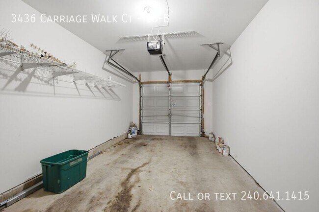 Building Photo - 3436 Carriage Walk Ct